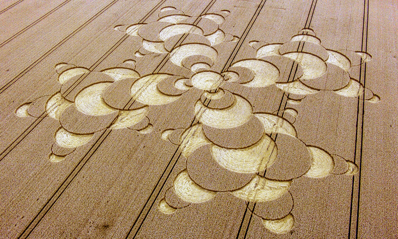 Kornkreis Mammendorf photo SEBASTIAN BLUM