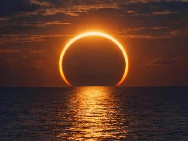 Info: Sonnenfinsternis